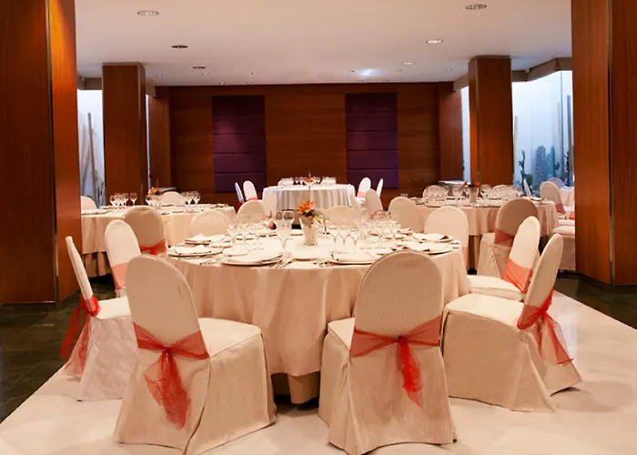 Otel Nh Ciudad De