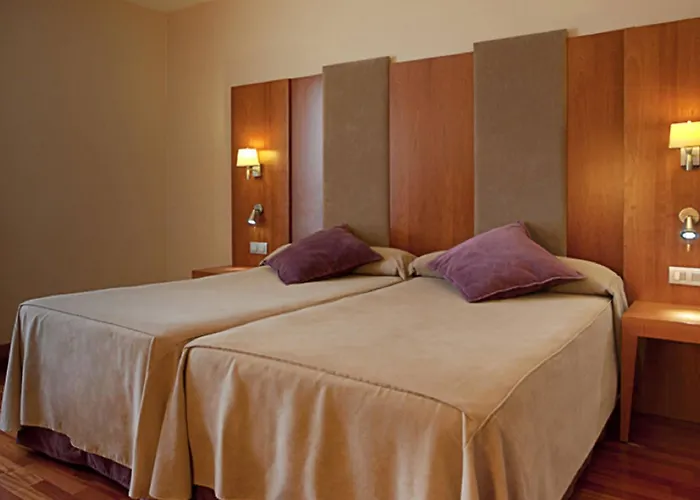 Nh Ciudad De Otel