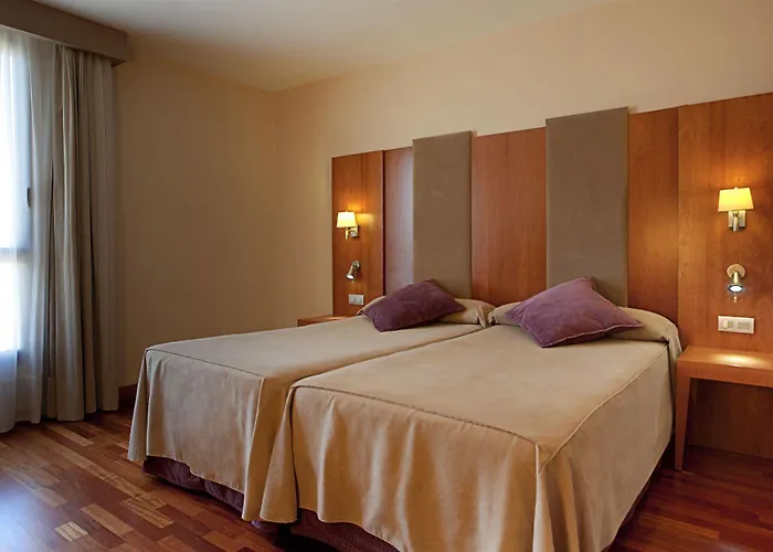 Nh Ciudad De 4*