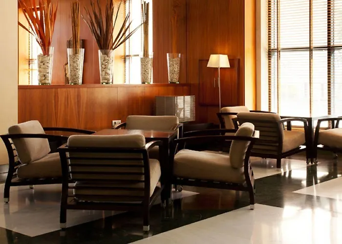 Nh Ciudad De Otel Almería