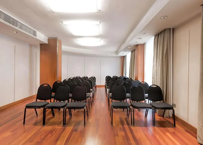 Nh Ciudad De 4*